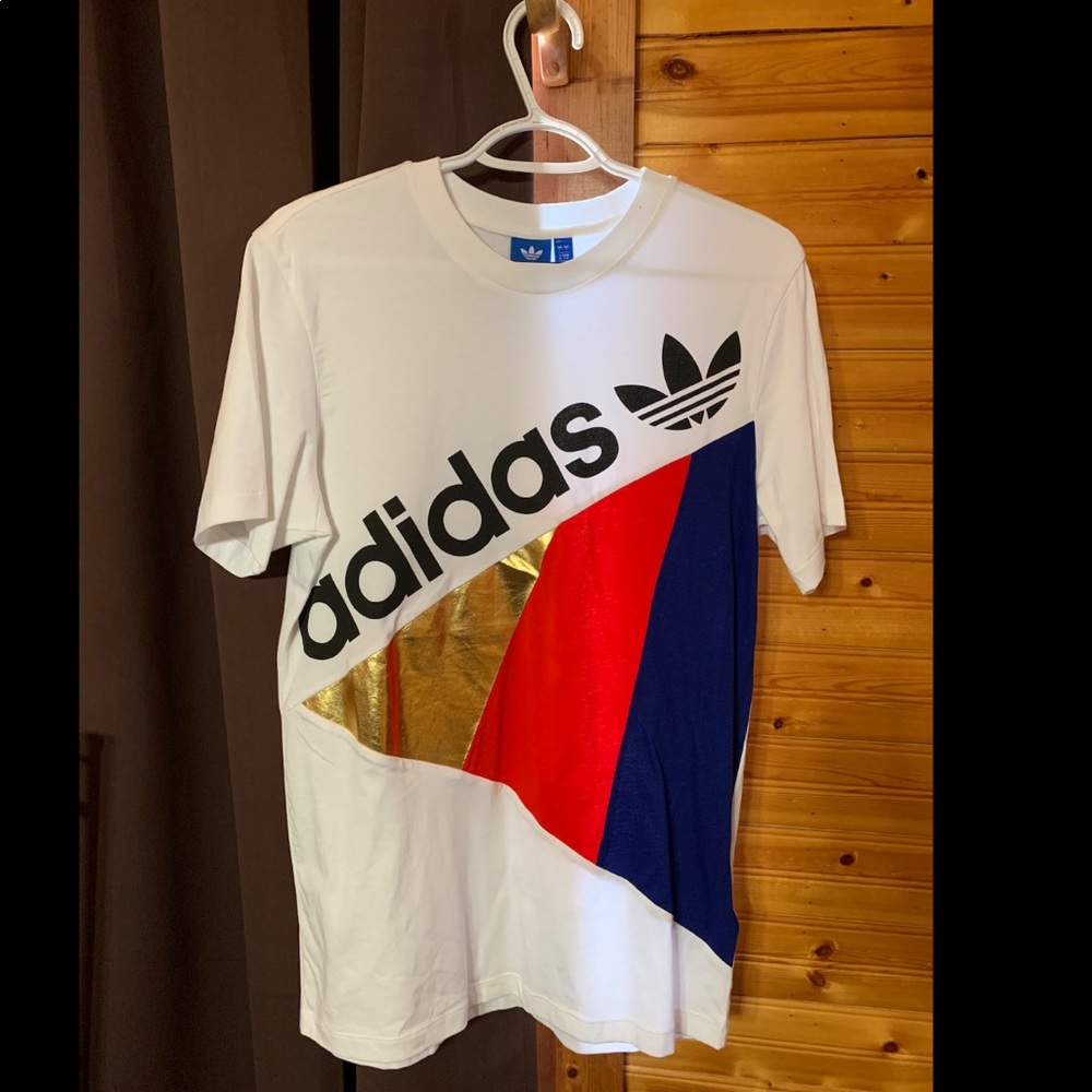 Adidas Tee Size Small Fits Big